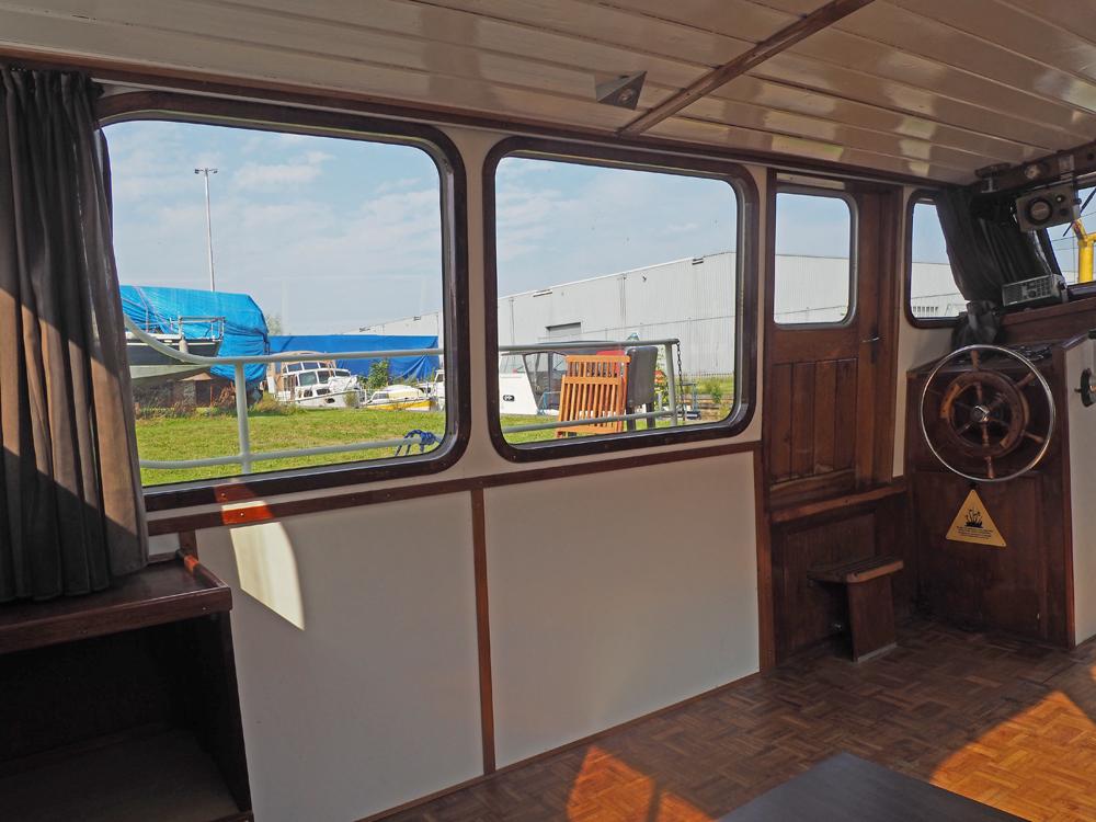 Steuerhaus, Innenausstattung